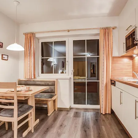 Moderne Ferienwohnung Stanton * Sankt Anton am Arlberg